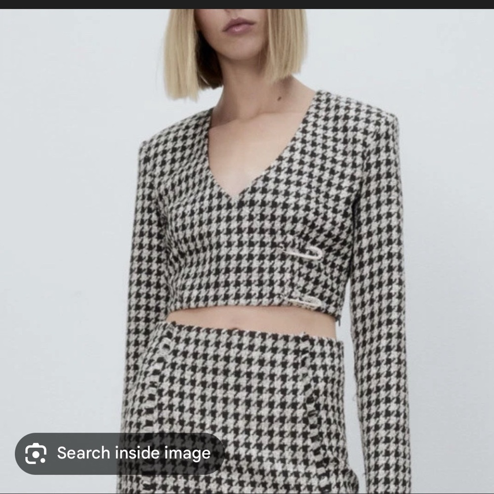 Zara Black and White Houndstooth Crop Top